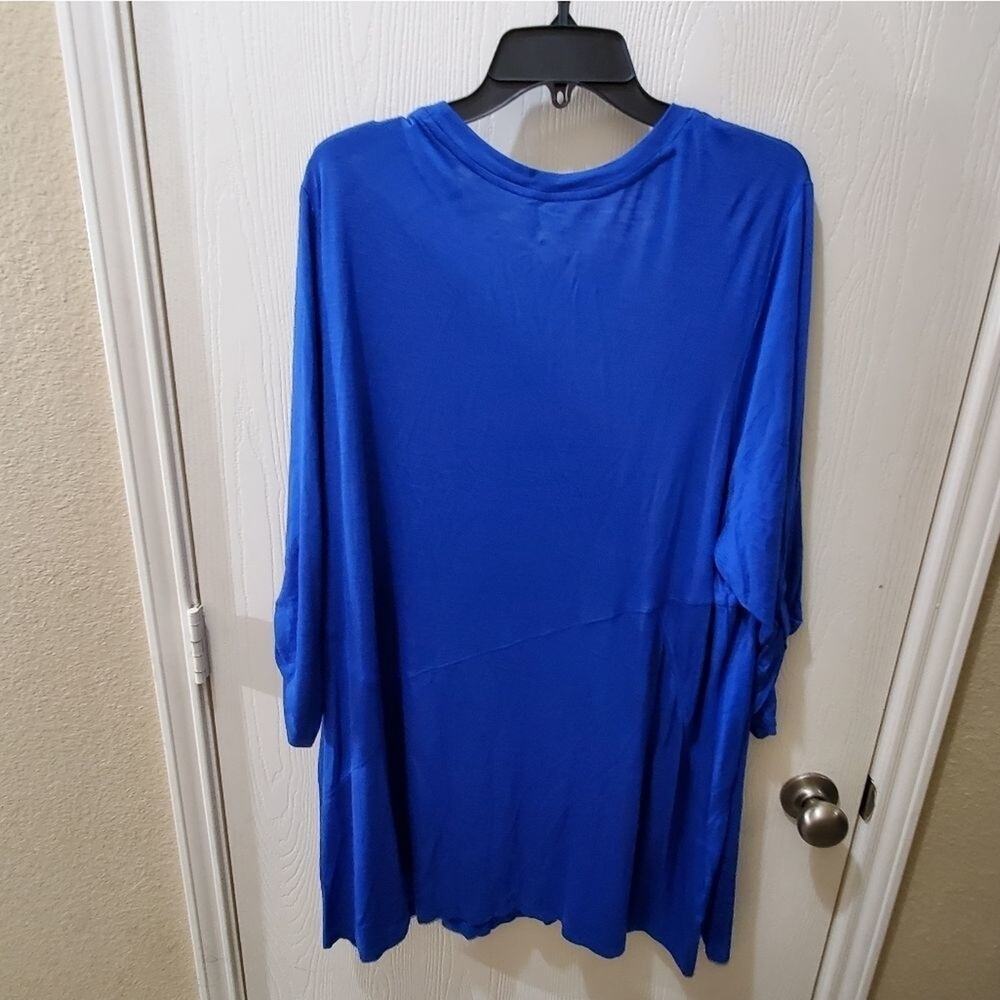 Catherines blue tunic length shirt 22/24 new!!!! - Picture 2 of 7